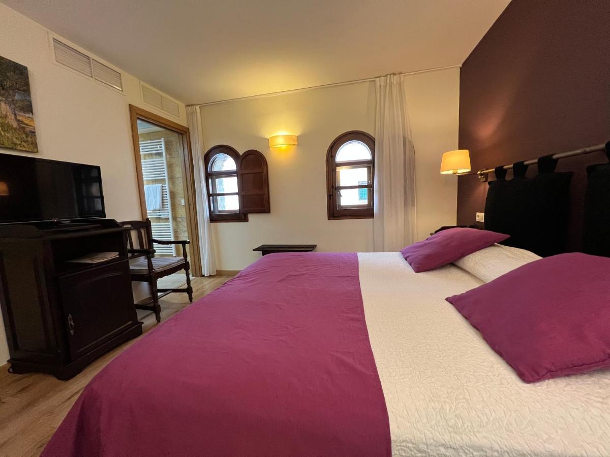 Hotel Cardenal Ram Morella Bagian luar foto