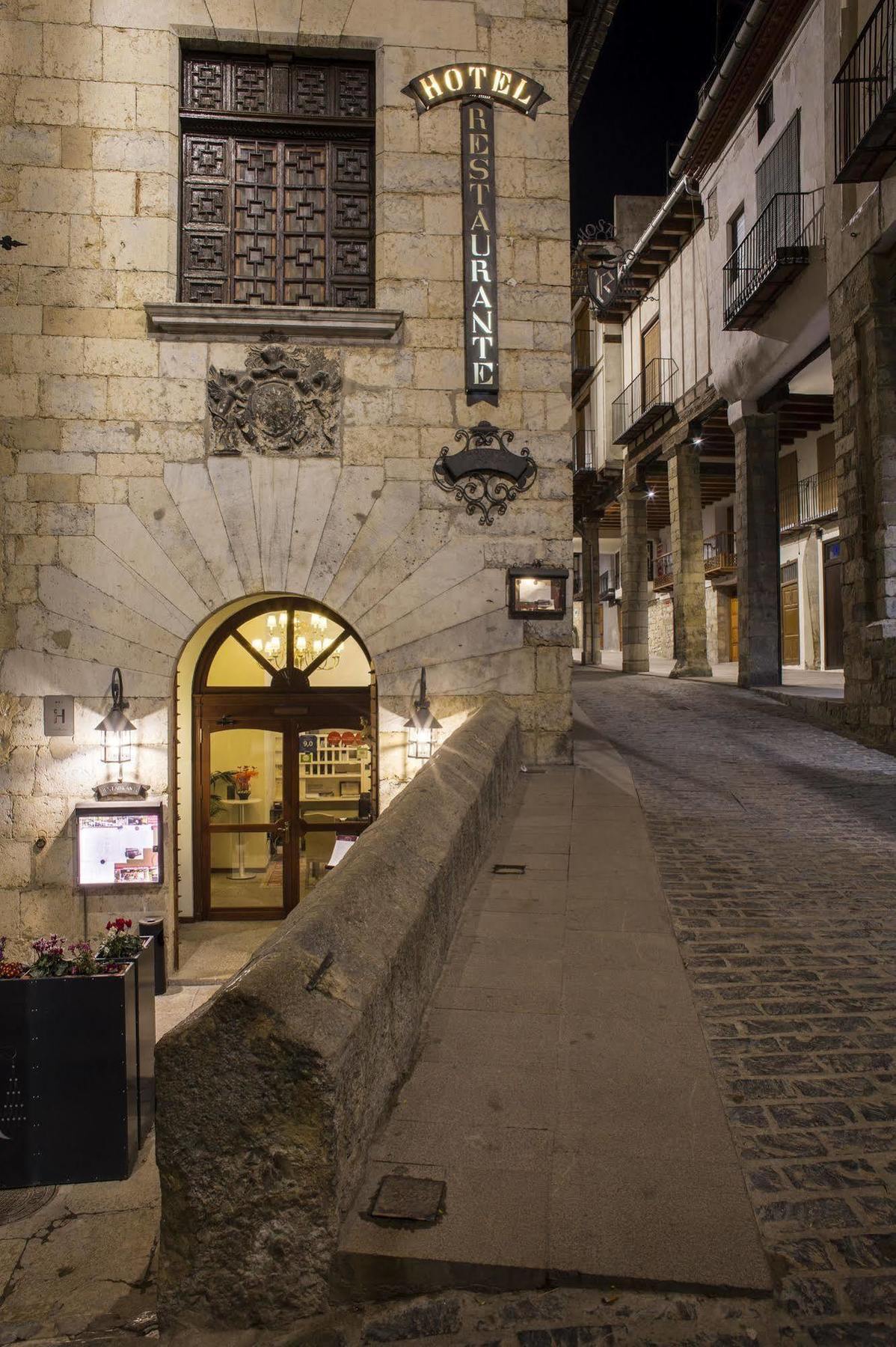 Hotel Cardenal Ram Morella Bagian luar foto